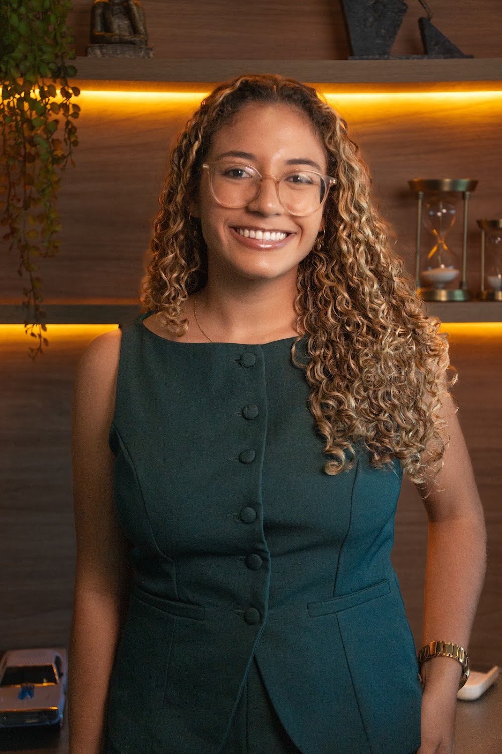 Dra. Emilly Kerthely